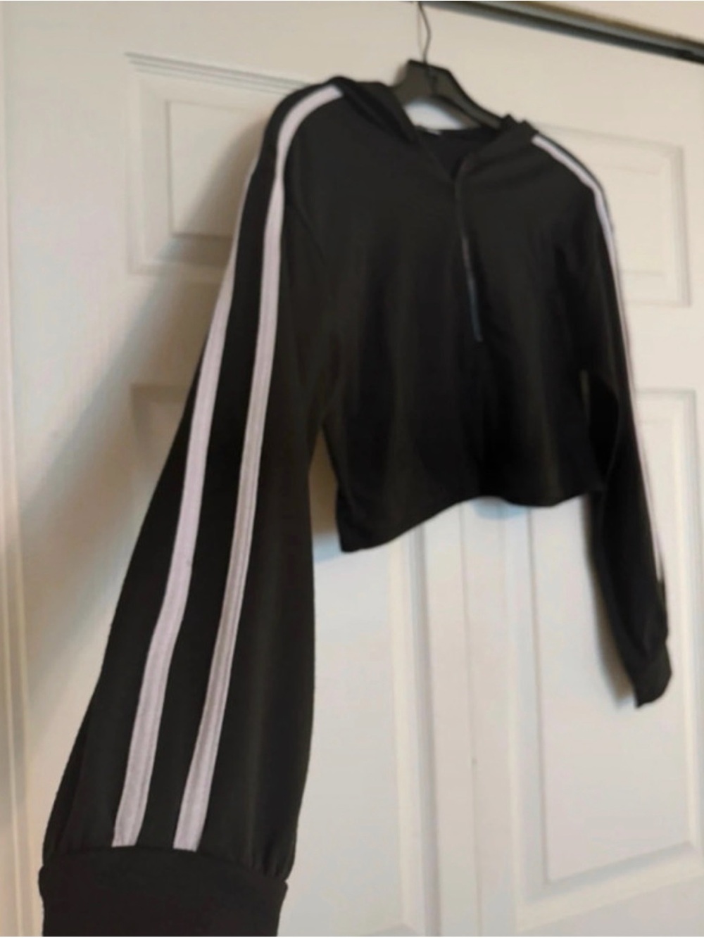 Fashion Nova Black Cropped Hoodie with White Sleeve Stripes
